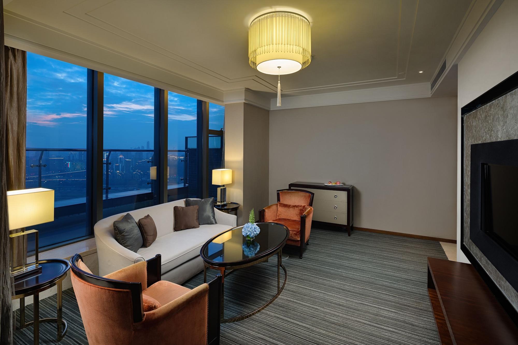 Radisson Blu Plaza Chongqing - Free 2 Bottle Of Local Beer Per Room During Stay Kültér fotó