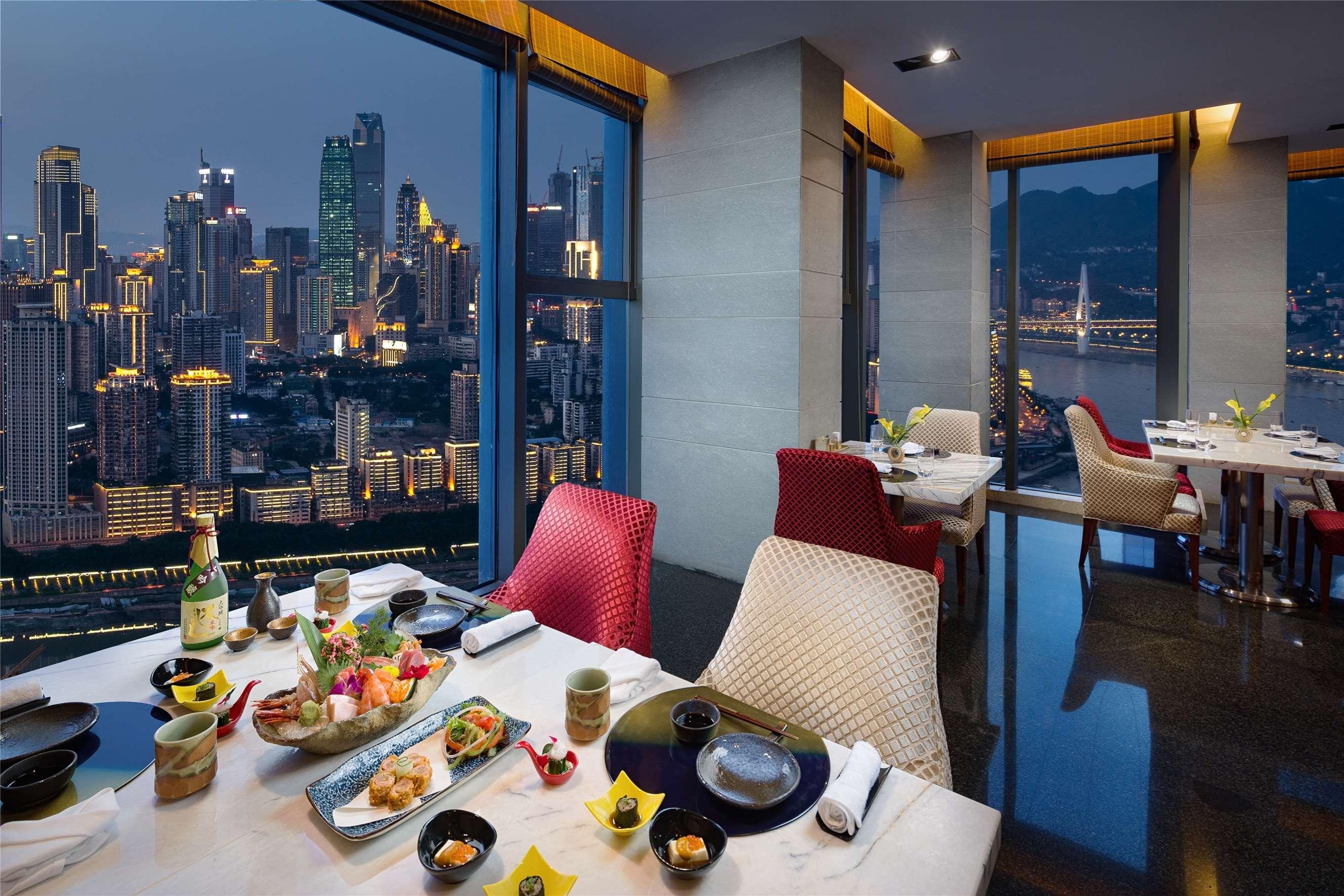 Radisson Blu Plaza Chongqing - Free 2 Bottle Of Local Beer Per Room During Stay Kültér fotó