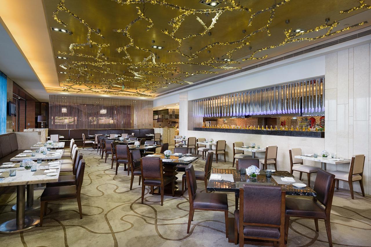 Radisson Blu Plaza Chongqing - Free 2 Bottle Of Local Beer Per Room During Stay Kültér fotó